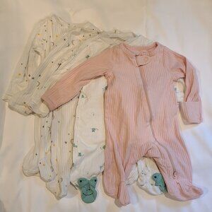 Newborn girls footies - 6 total